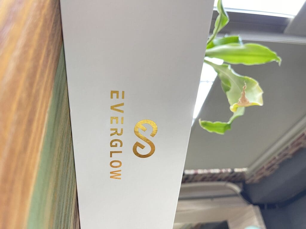 開箱：EVERGLOW頭皮保養導入梳，頭皮護理+頭皮按摩，一把就夠!